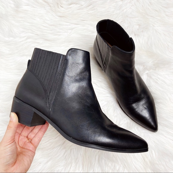 HALOGEN Skylar Leather Pointy Toe Chelsea Bootie - Picture 3 of 11